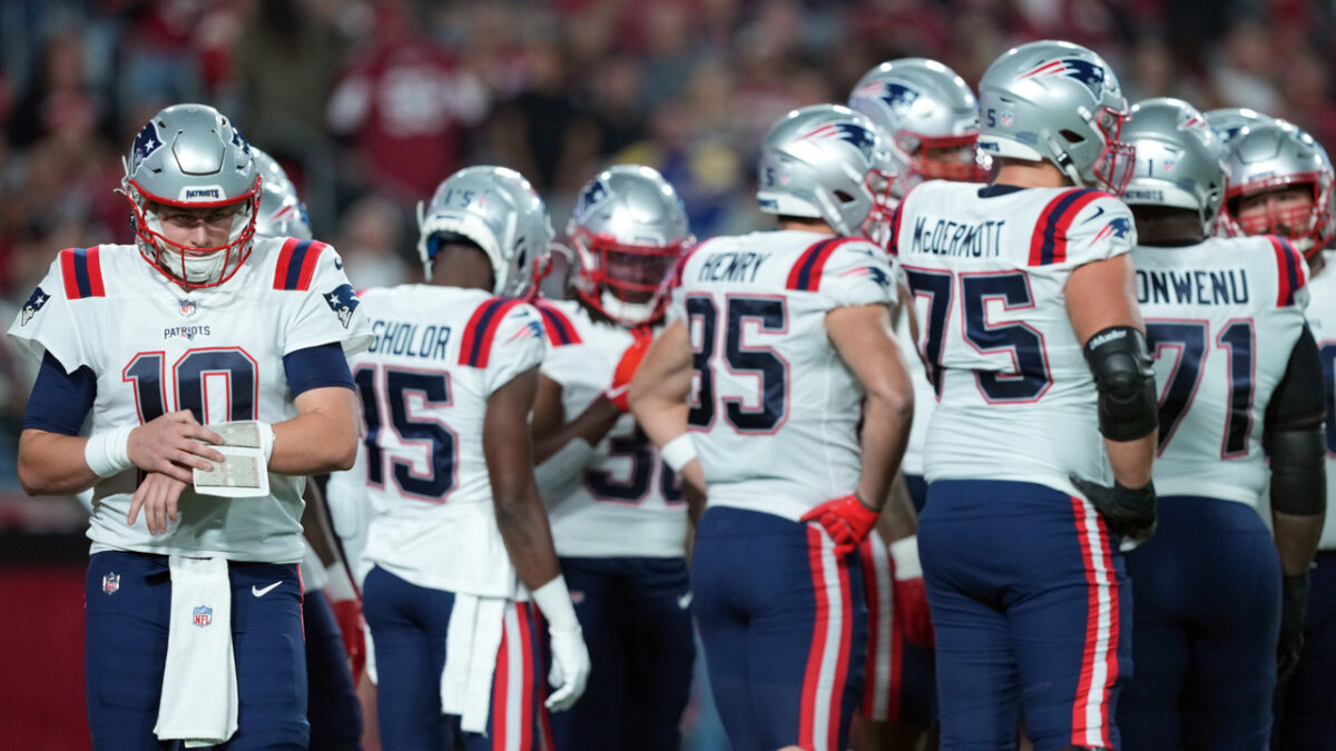 Pats get 9 sacks in dominant 26-3 victory over Colts - The San