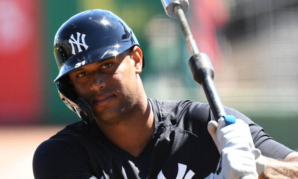 Aaron Hicks is a major problem, but what can Yankees do?
